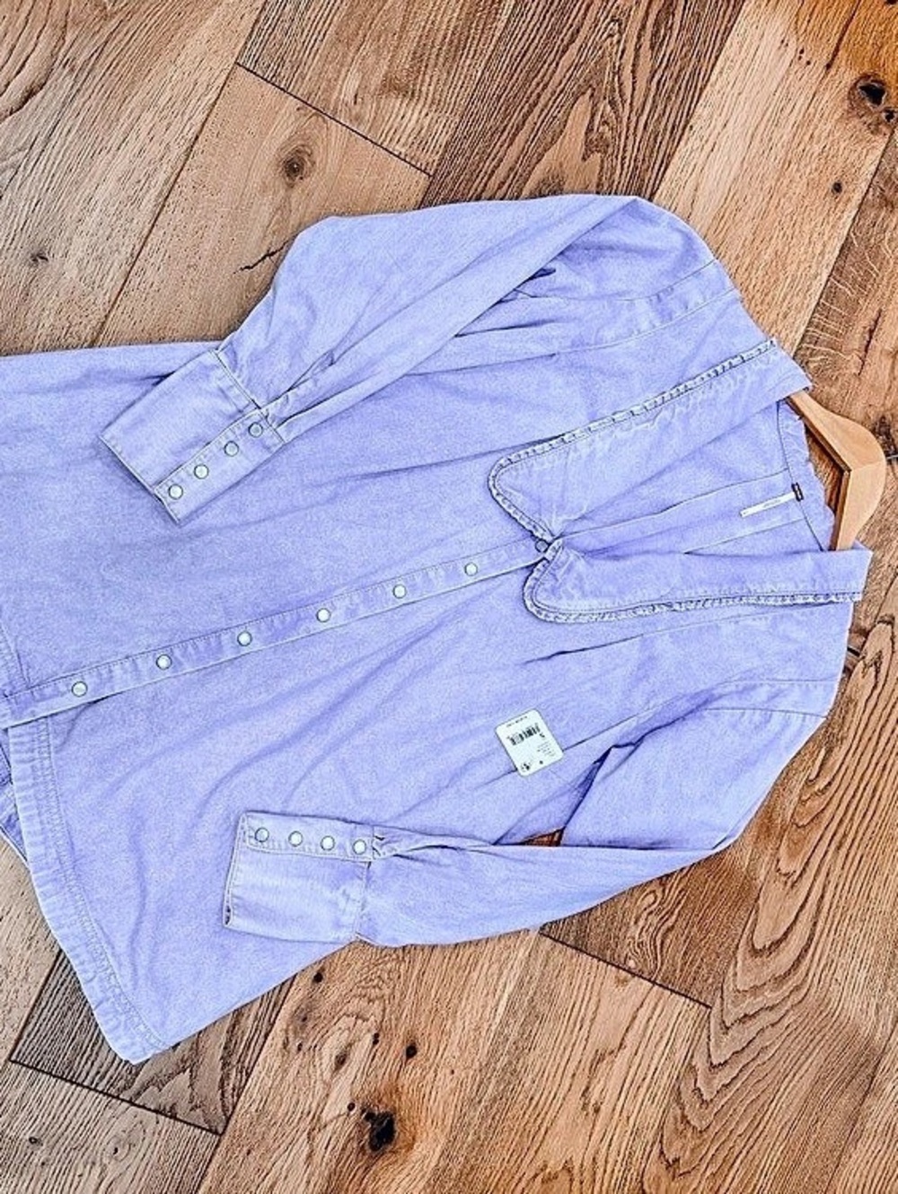 FREE PEOPLE | Lavender Pearl Snap Button Up (NWT)